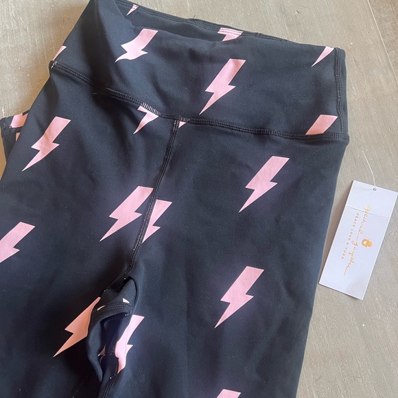 NWT!! Spiritual Gangster Essential High-Waist Lightning Bolt Print Leggings - Picture 3 of 6